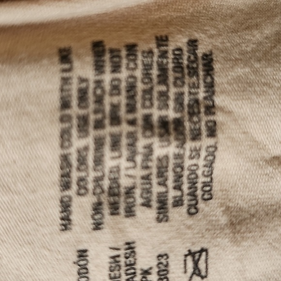 Set of Three Padded Tee Shirt Bras Black, White, Tan. NWT. 40 DDD. - Picture 4 of 8